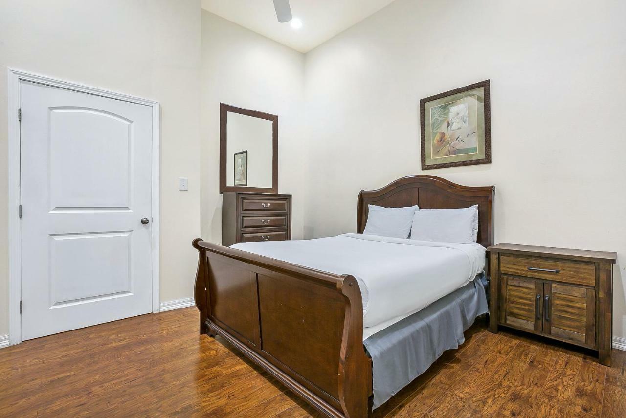 Elegant 4Br Condo In Downtown La Nouvelle-Orléans Extérieur photo
